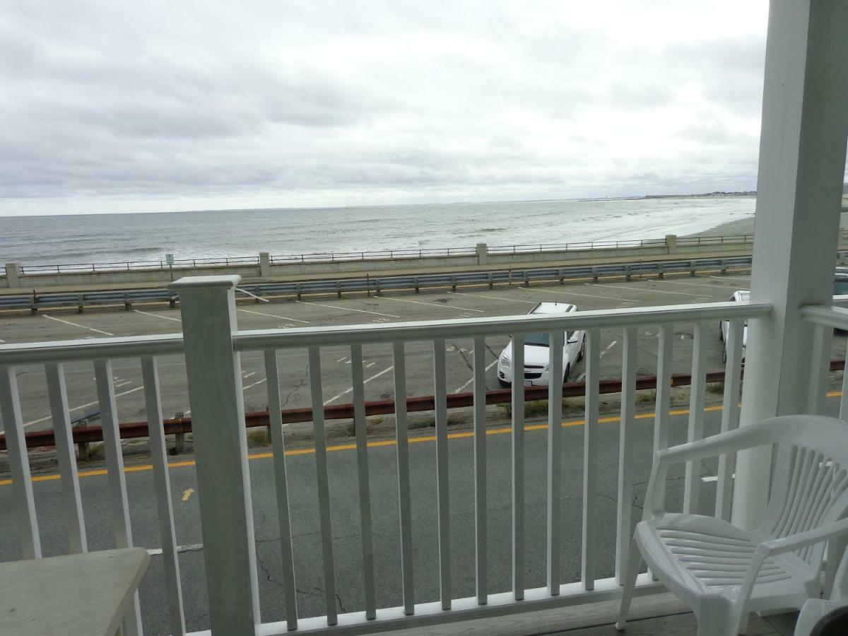 Jonathan'S On The Oceanfront Hampton Eksteriør billede